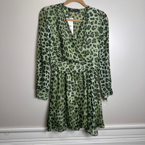 Zara Dresses & Skirts - Zara Olive/Black Animal Print Long Sleeve Dress NWT Size Small